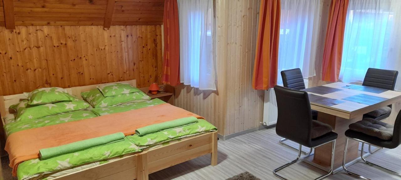 Kéri Apartman Mosonmagyaróvár Extérieur photo
