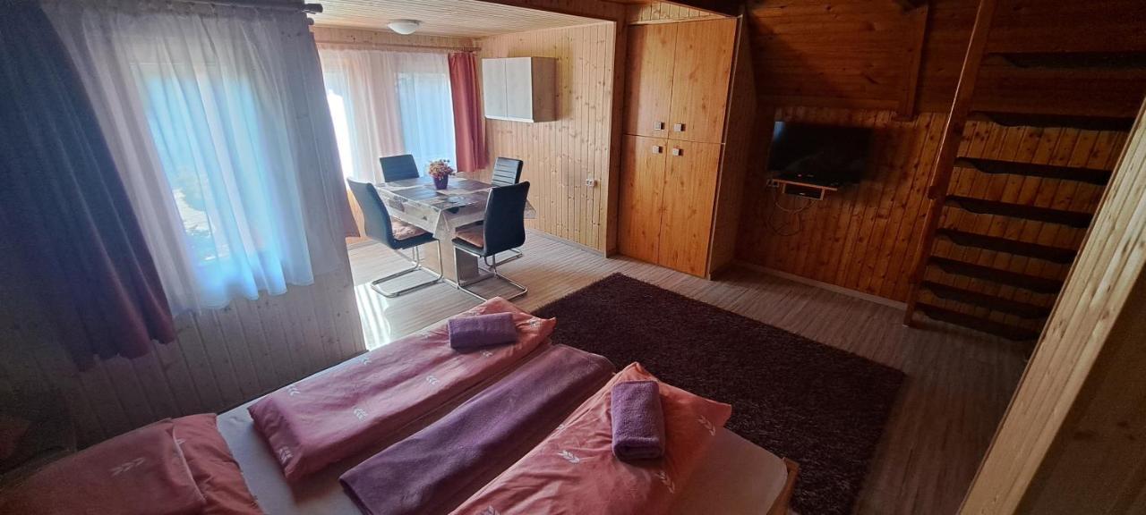 Kéri Apartman Mosonmagyaróvár Extérieur photo