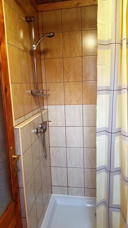 Kéri Apartman Mosonmagyaróvár Extérieur photo