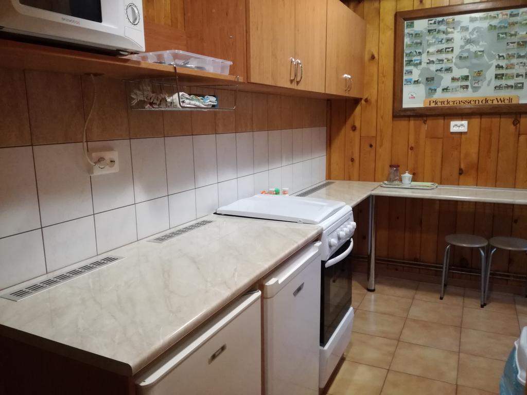 Kéri Apartman Mosonmagyaróvár Extérieur photo