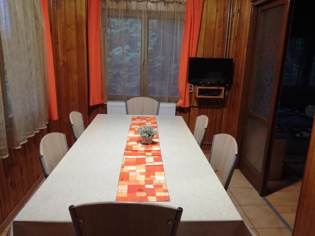 Kéri Apartman Mosonmagyaróvár Extérieur photo