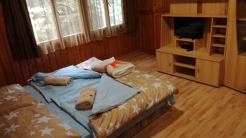 Kéri Apartman Mosonmagyaróvár Extérieur photo
