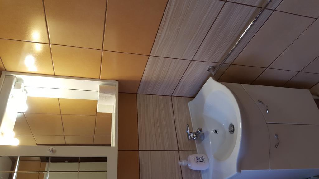 Kéri Apartman Mosonmagyaróvár Chambre photo